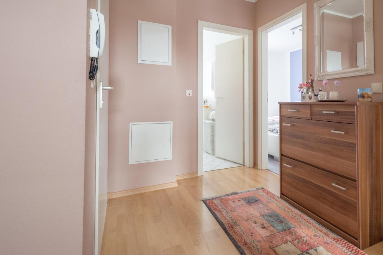 Anyroomdirect Private Apartments Near Hannover Exhibition Room Agency Hanôver Exterior foto